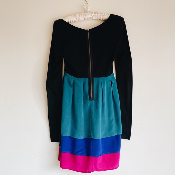 Hurley Long Sleeve Color Block Dress - Picture 2 of 3